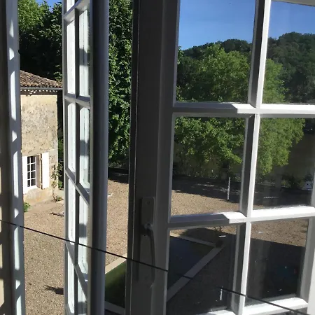 Chateau Destinee Nocleg ze śniadaniem 4*