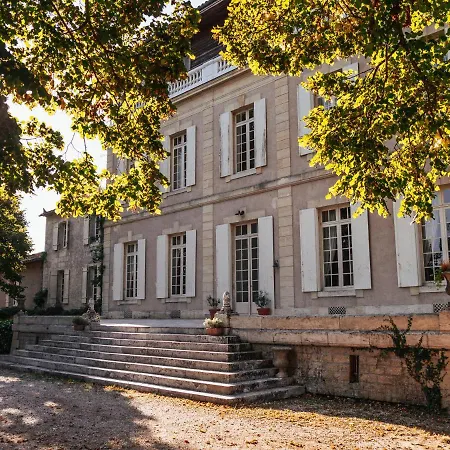 Panzió Chateau Destinee Saint-Seurin-de-Prats