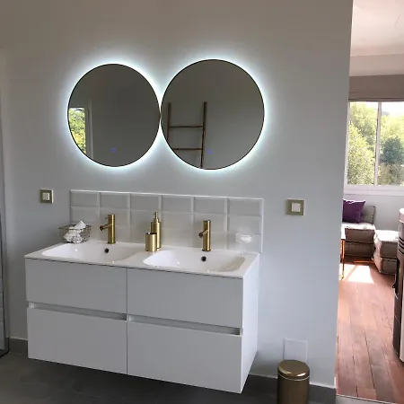 Chateau Destinee Nocleg ze śniadaniem