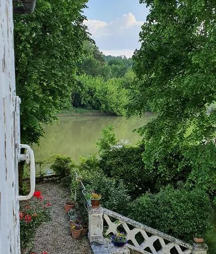 Chateau Destinee Bed & Breakfast Saint-Seurin-de-Prats