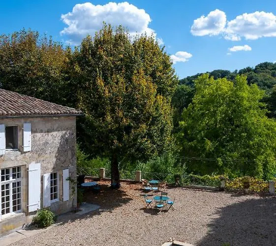 Chateau Destinee 4* Saint-Seurin-de-Prats