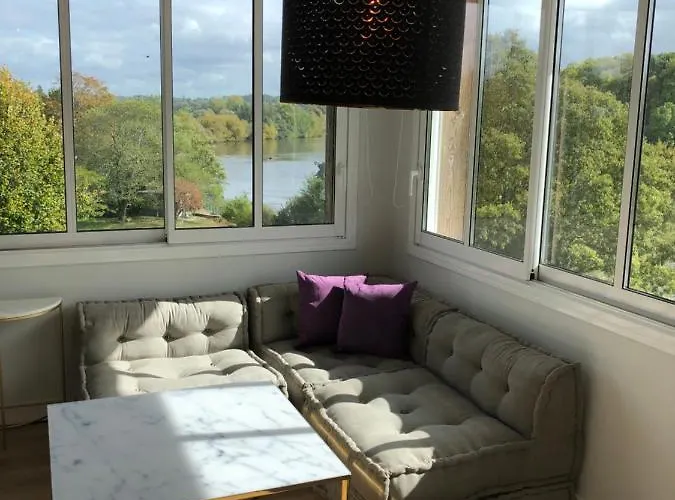 Chateau Destinee 4* Saint-Seurin-de-Prats